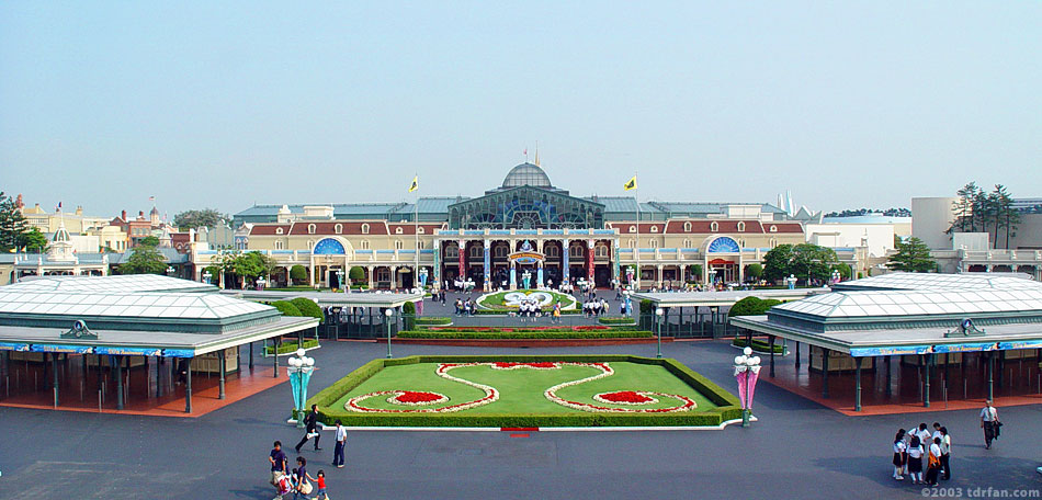 Overview of Tokyo Disneyland